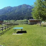 בית הארחה Haus Alpenfriede