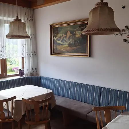 Haus Alpenfriede Weissensee
