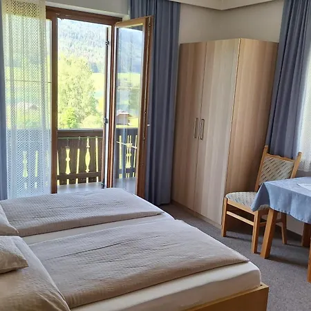 Haus Alpenfriede Weissensee