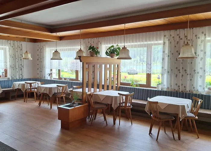 Haus Alpenfriede Gasthof 3*